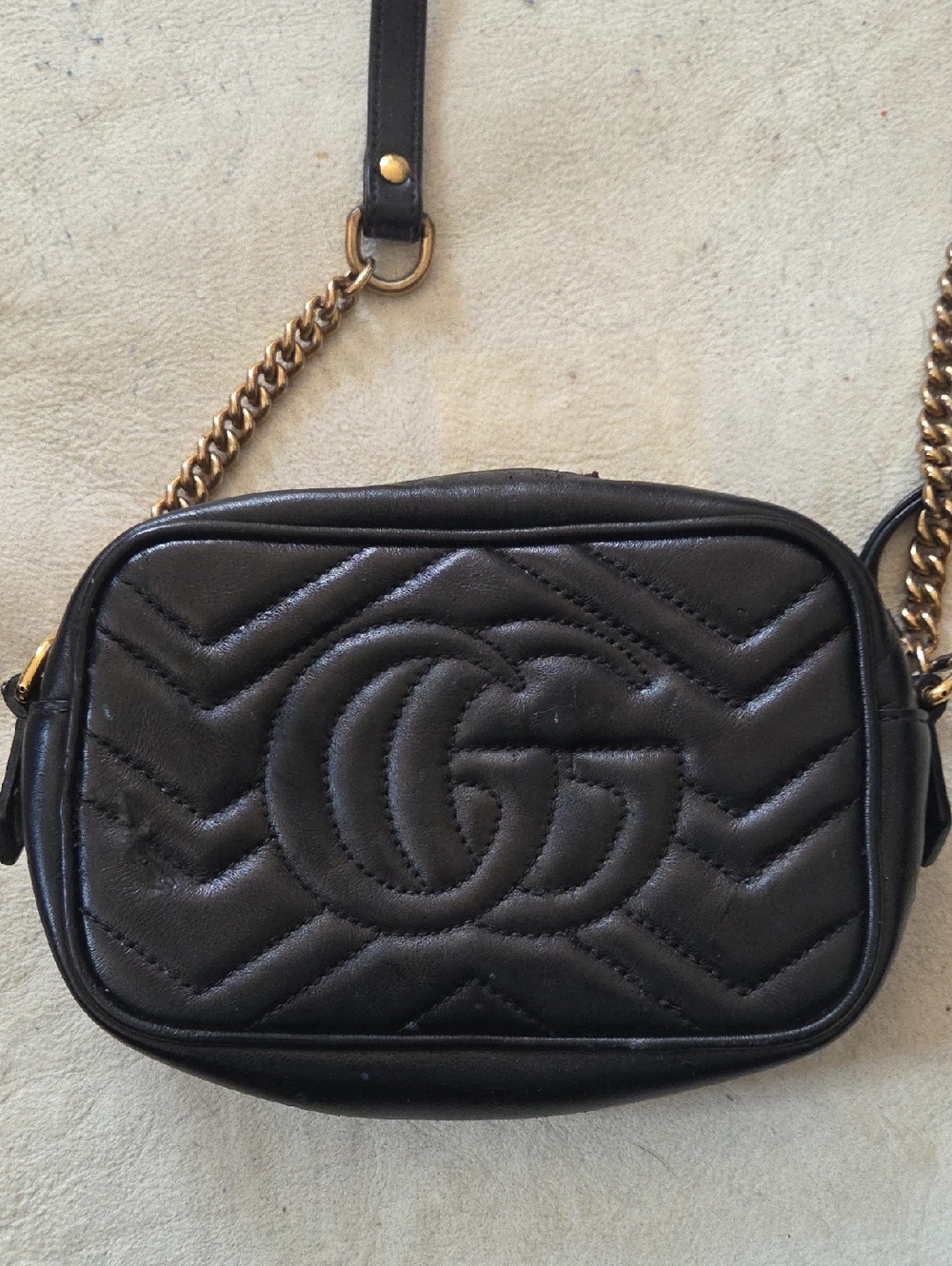 Gucci Black Mini Marmont Bag - Picture 4 of 16